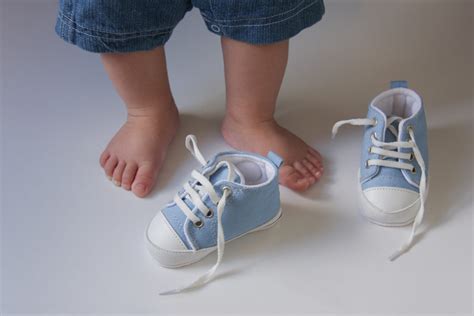 when do babies wear fake shoes|are shoes good for babies.